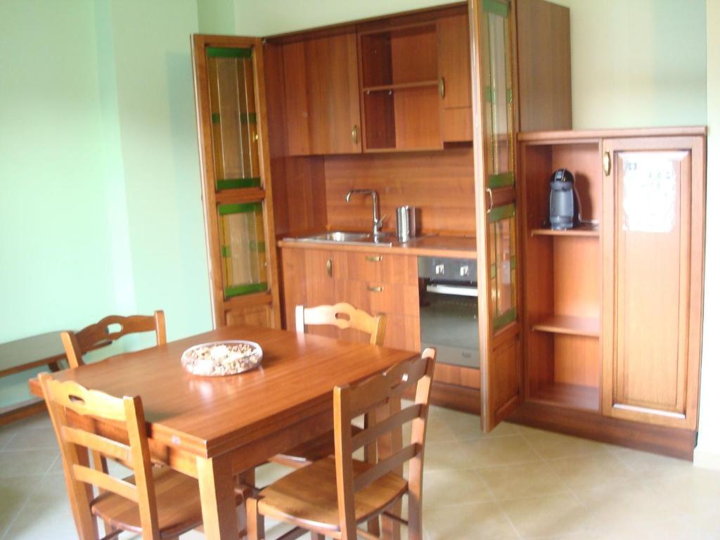 Pinus Rooms Беневенто Номер фото
