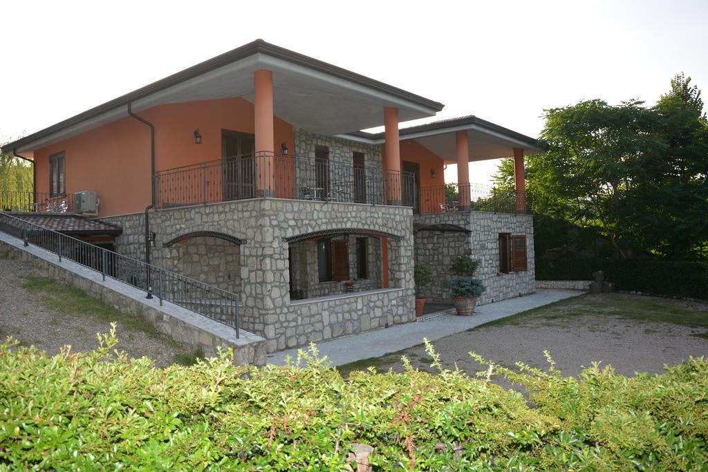 Pinus Rooms Беневенто Экстерьер фото