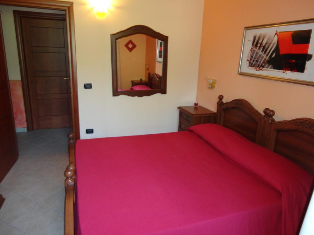 Pinus Rooms Беневенто Номер фото