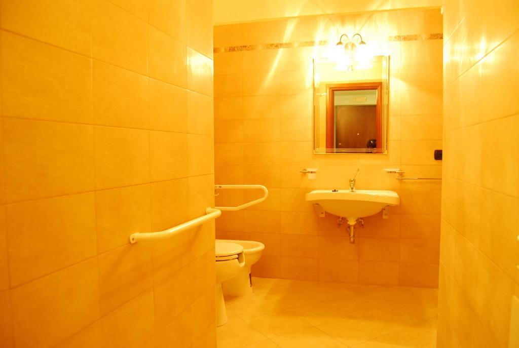 Pinus Rooms Беневенто Номер фото